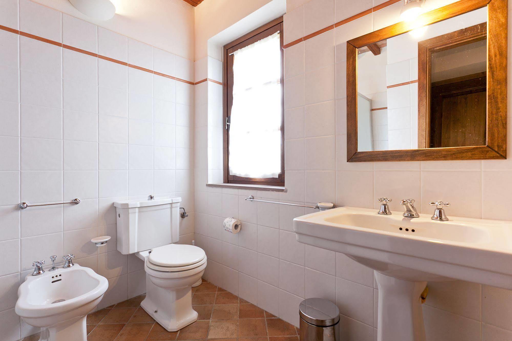 Casale Pundarika Guest House Riparbella Ngoại thất bức ảnh
