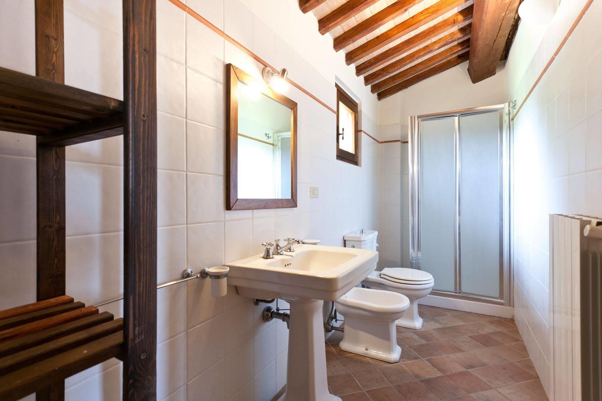 Casale Pundarika Guest House Riparbella Ngoại thất bức ảnh