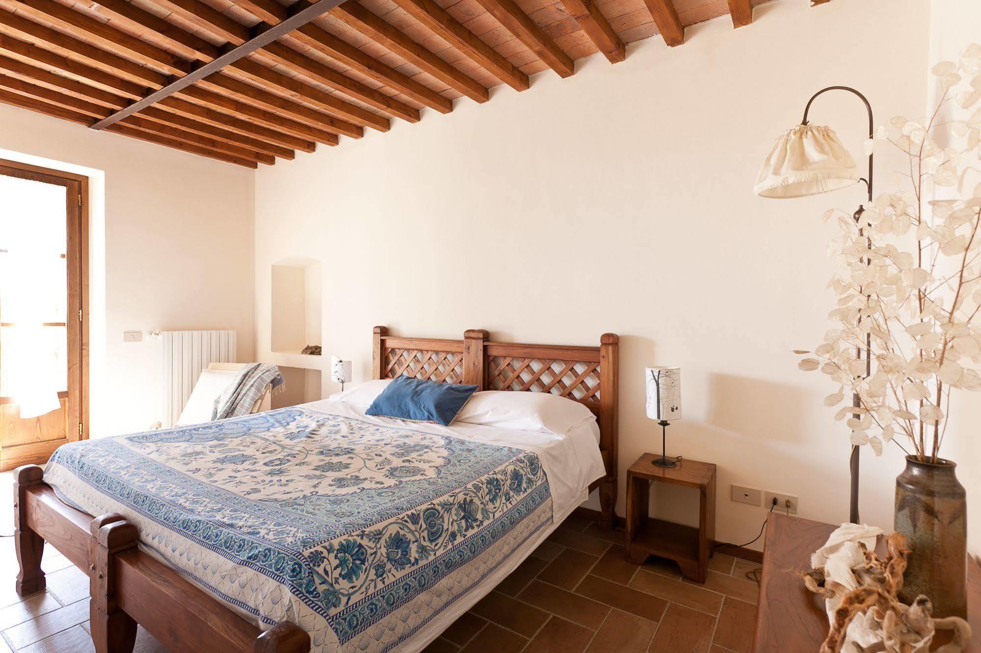 Casale Pundarika Guest House Riparbella Ngoại thất bức ảnh