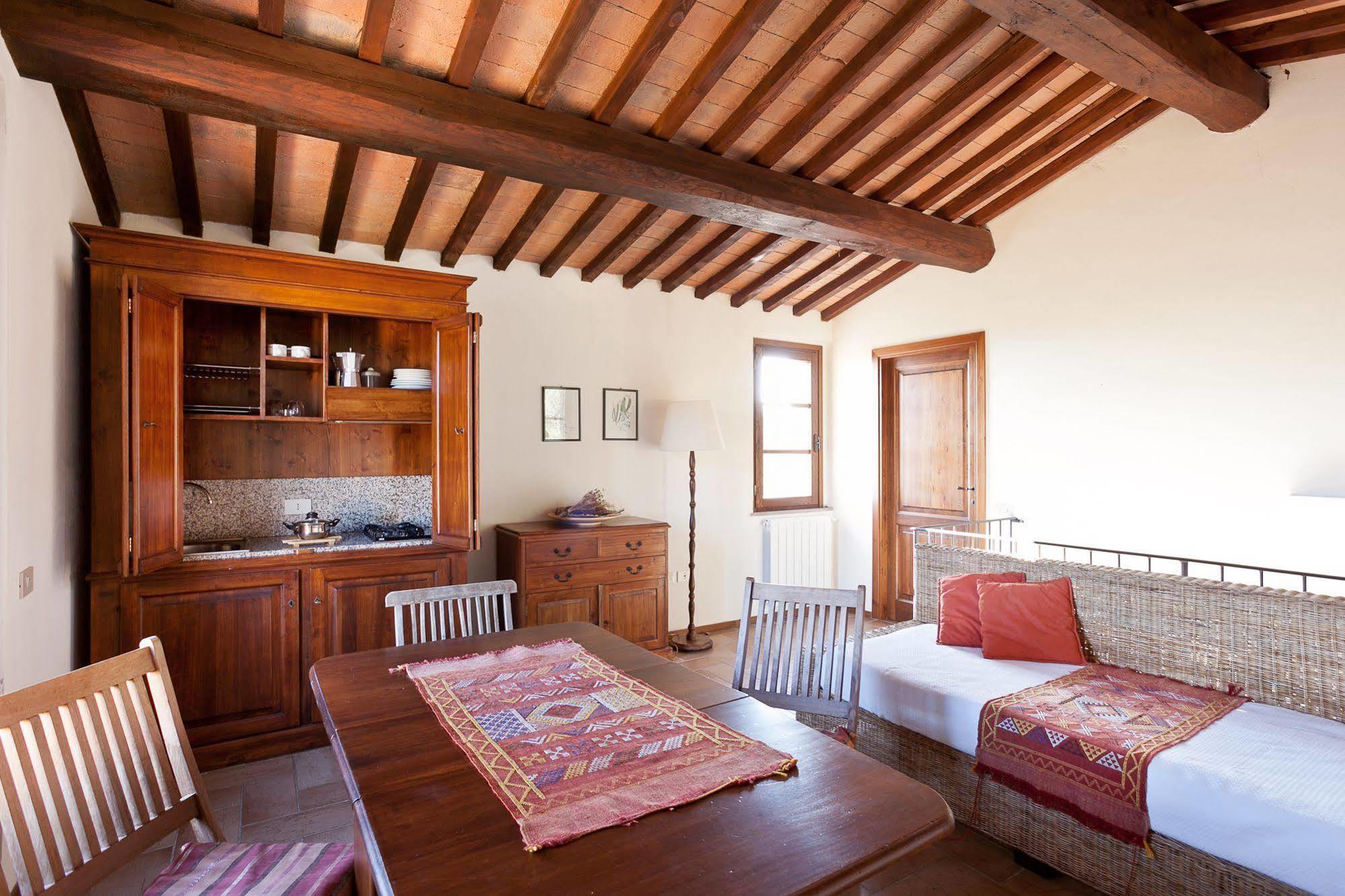 Casale Pundarika Guest House Riparbella Ngoại thất bức ảnh