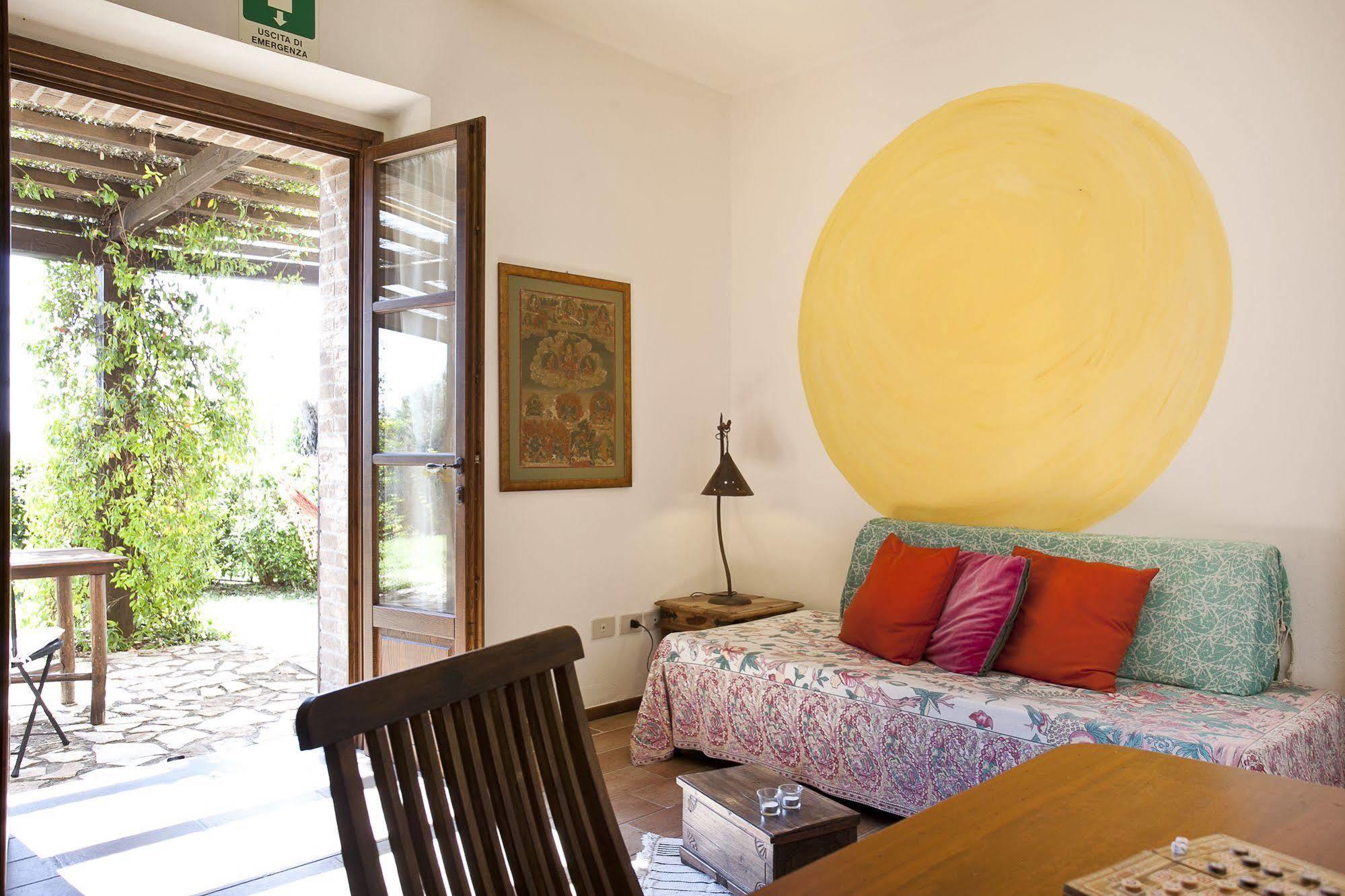 Casale Pundarika Guest House Riparbella Ngoại thất bức ảnh